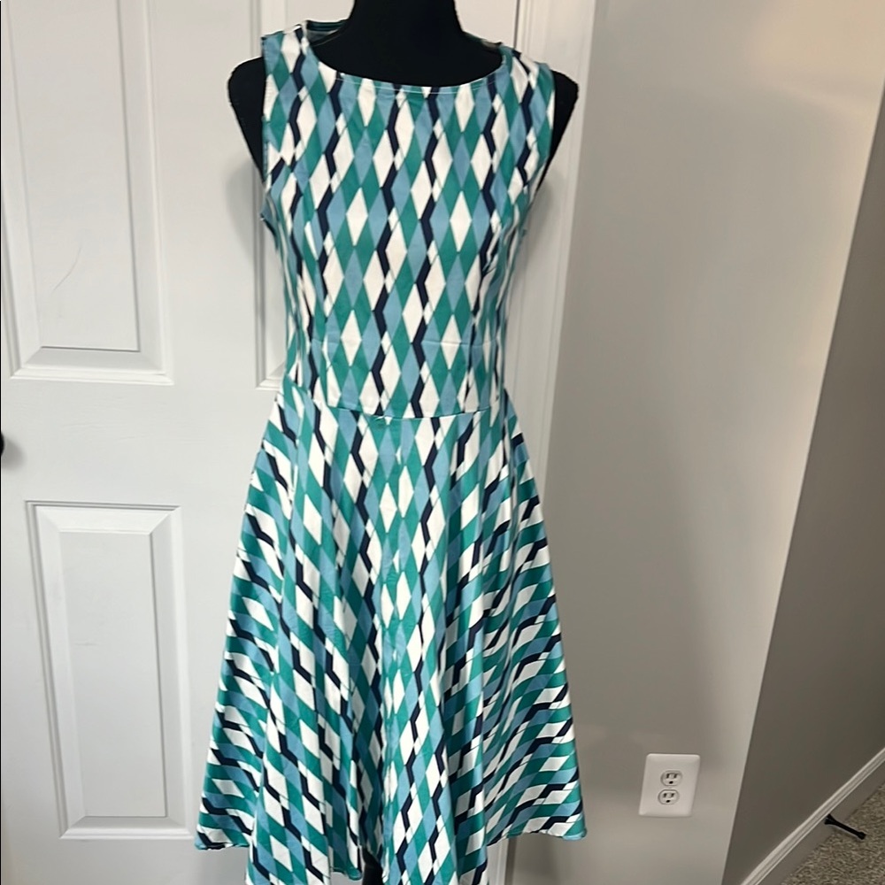 Green and Blue Sleeveless A-Line Midi Dress